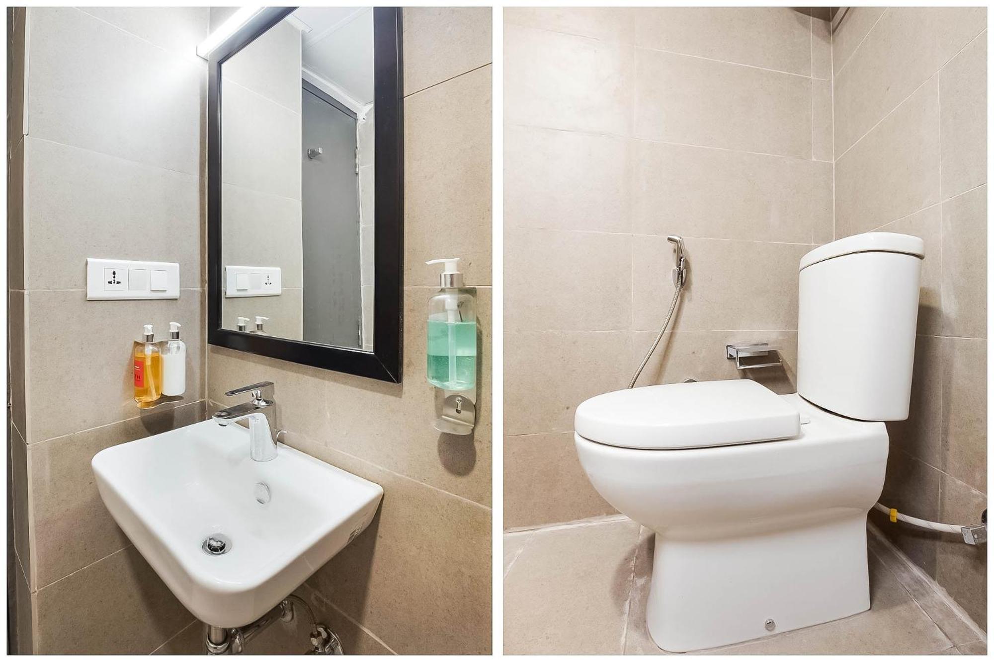 Super Townhouse Lords Inn Regency Mānglia Екстериор снимка